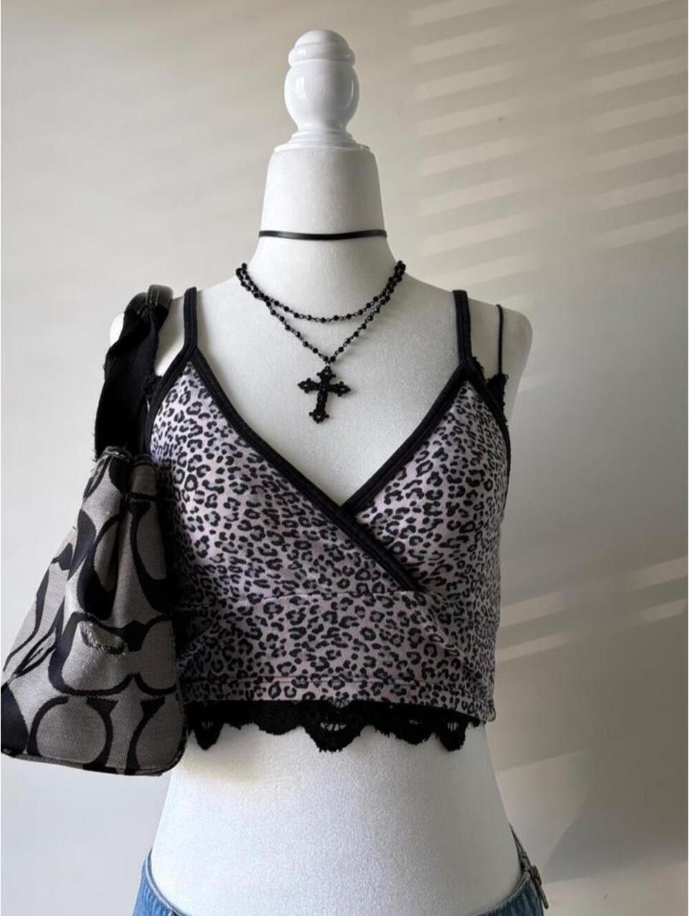 Y2K Leopard Print Lace Trim Cami Crop Top โข Fairy Grunge Cheetah Print Tank - Picture 2 of 5